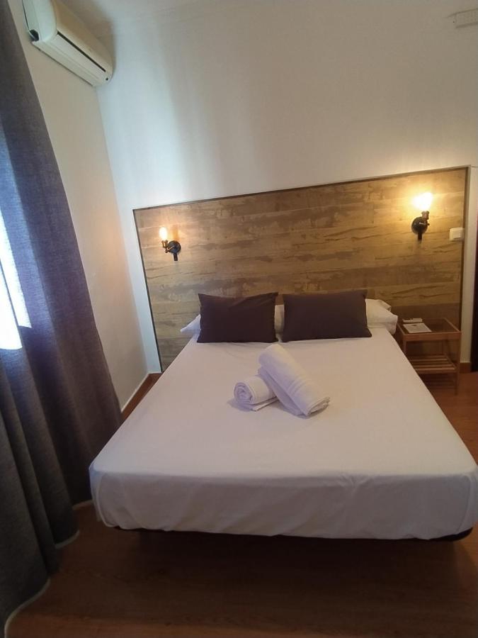 Hostal El Pinar 몬테코르토 외부 사진