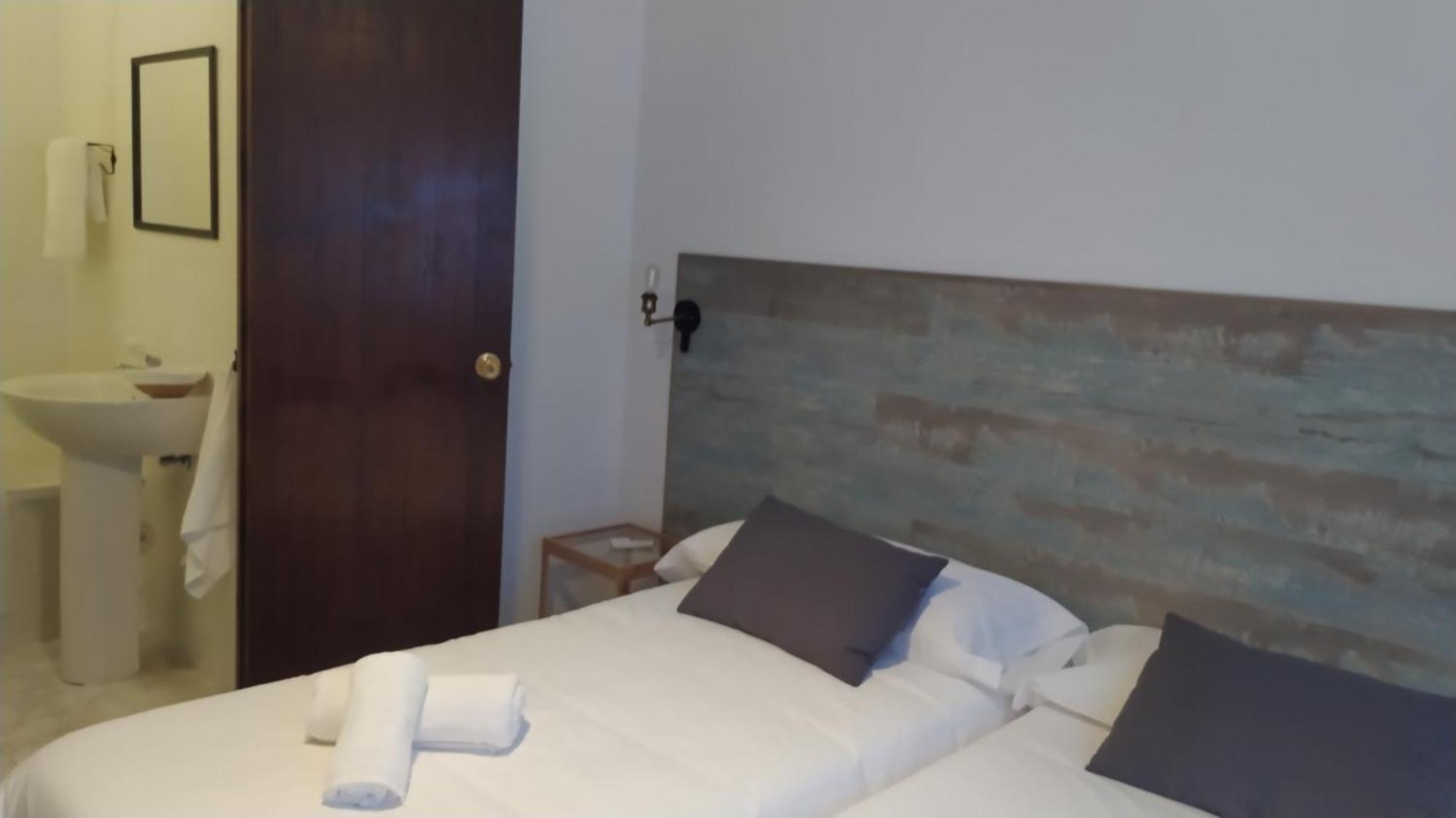 Hostal El Pinar 몬테코르토 외부 사진
