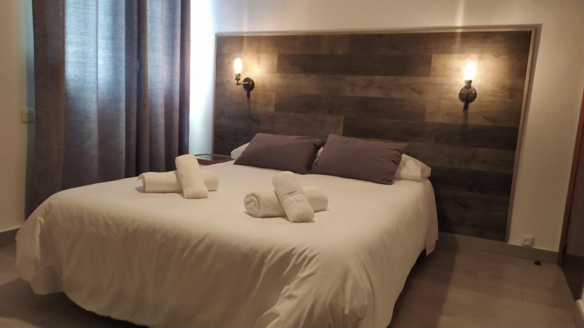 Hostal El Pinar 몬테코르토 외부 사진